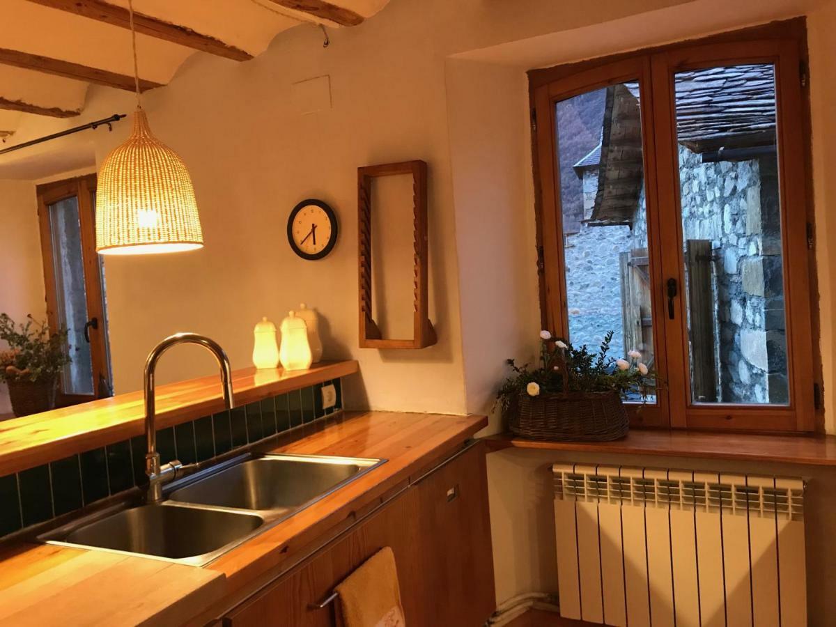 Casa Mingot Sxvi Anciles Benasqueアパートメント エクステリア 写真