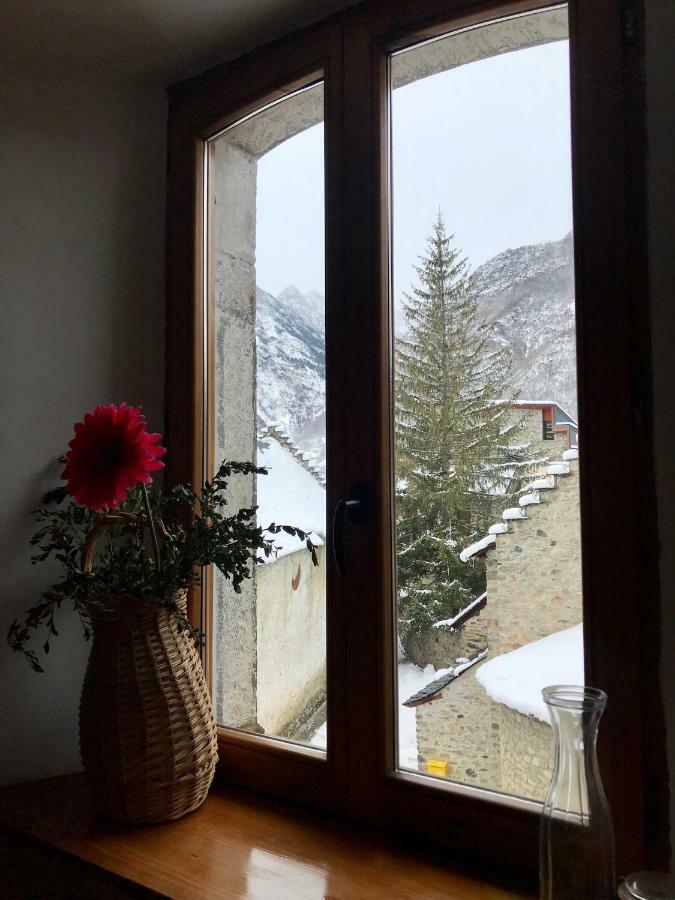 Casa Mingot Sxvi Anciles Benasqueアパートメント エクステリア 写真